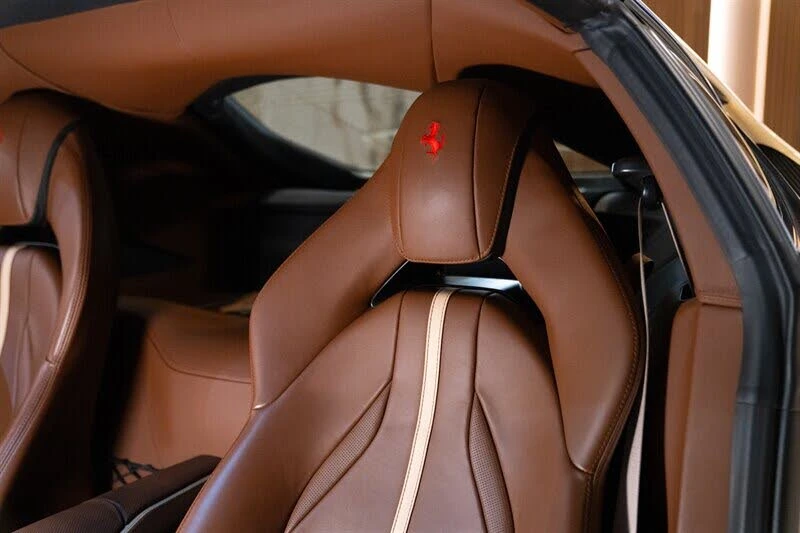 2019 Ferrari 812 Superfast - Image 17 of 31