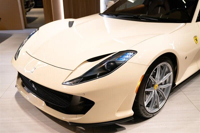 2019 Ferrari 812 Superfast - Image 4 of 31
