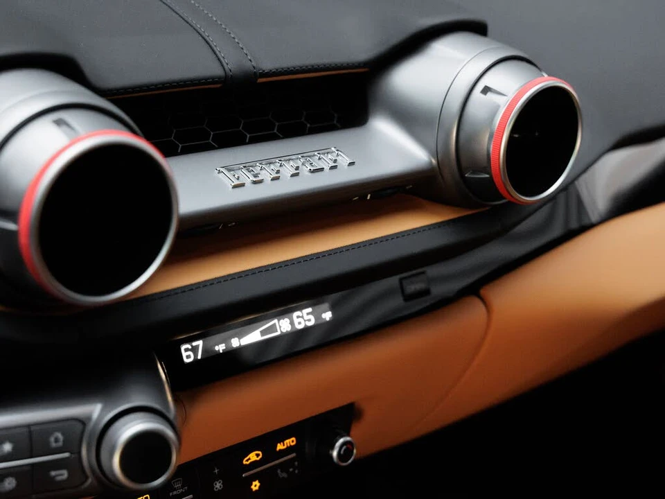 2019 Ferrari 812 Superfast - Image 24 of 31