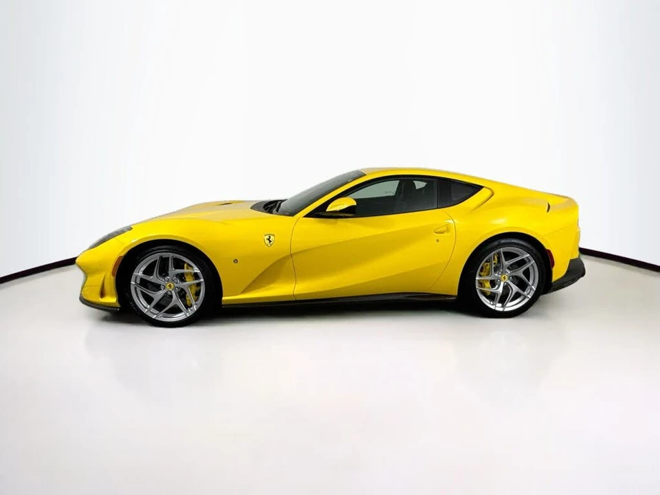 2019 Ferrari 812 Superfast - Image 4 of 6