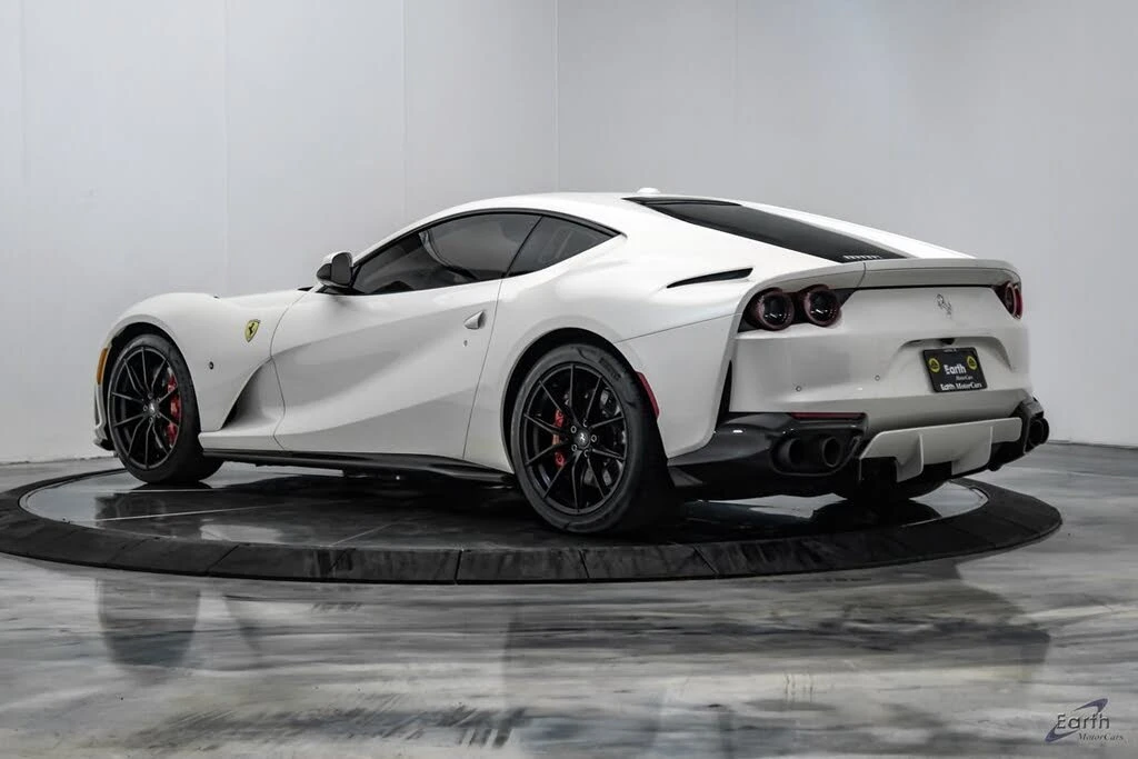 2019 Ferrari 812 Superfast - Image 12 of 31