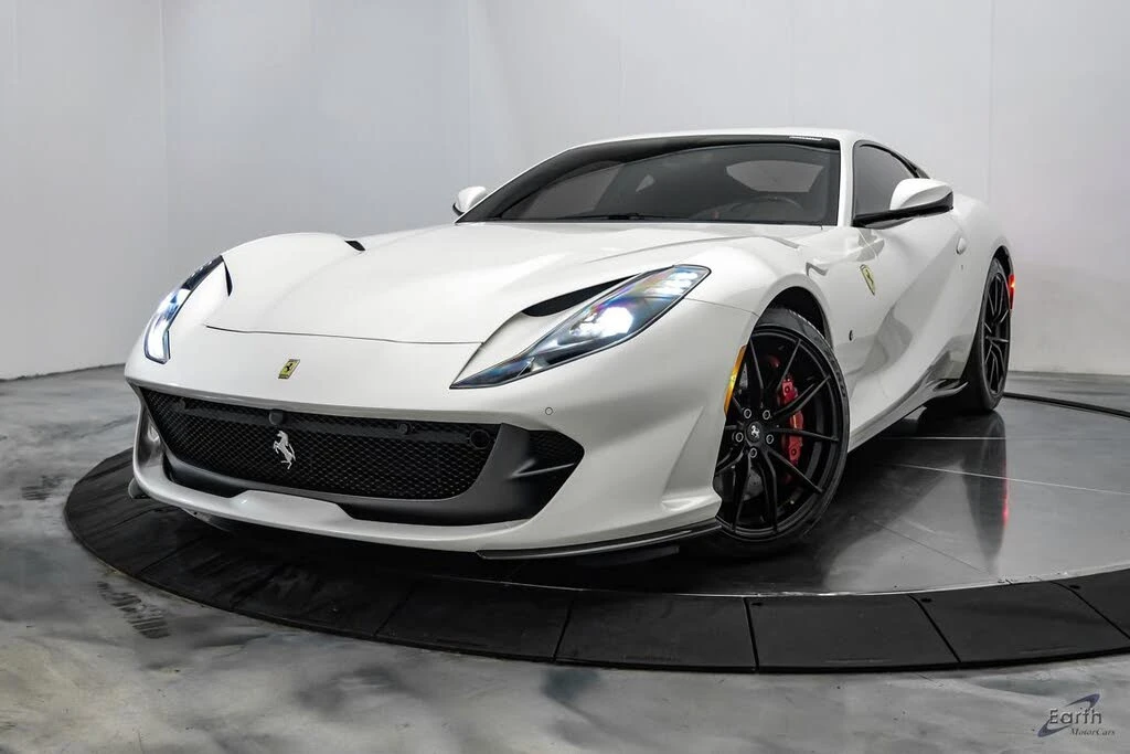 2019 Ferrari 812 Superfast - Image 6 of 31