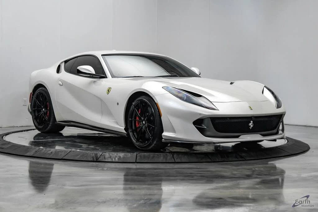 2019 Ferrari 812 Superfast - Image 28 of 31
