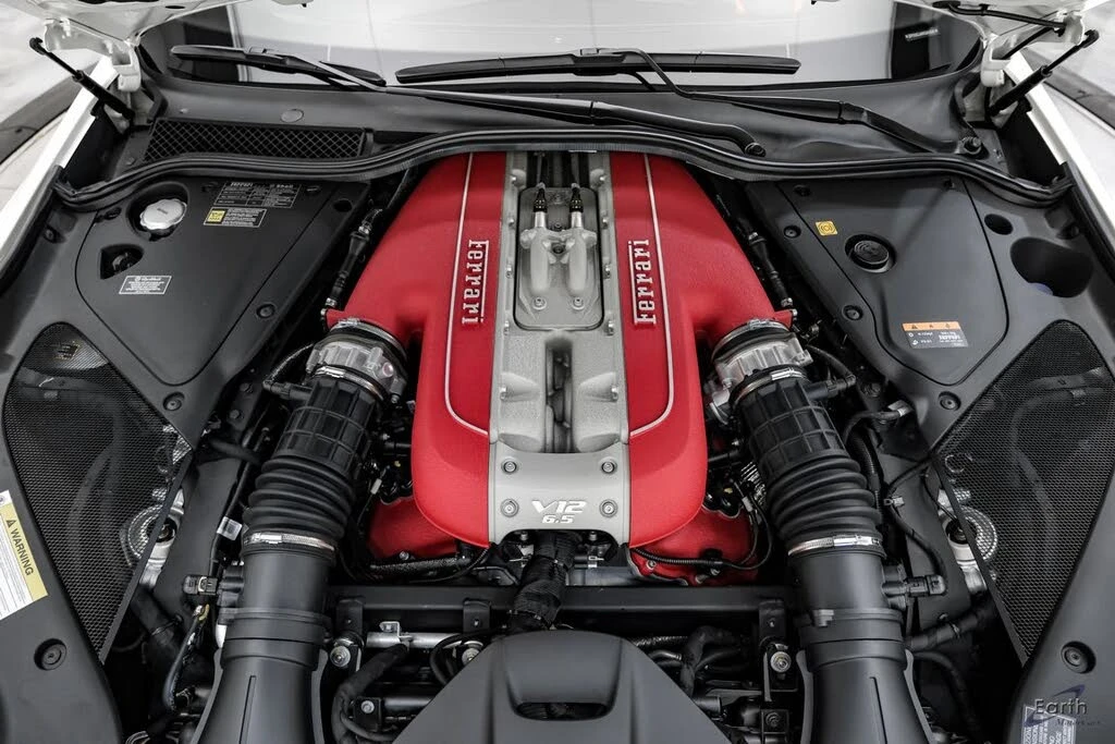2019 Ferrari 812 Superfast - Image 4 of 31
