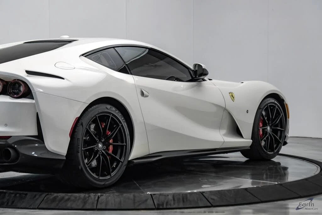 2019 Ferrari 812 Superfast - Image 23 of 31