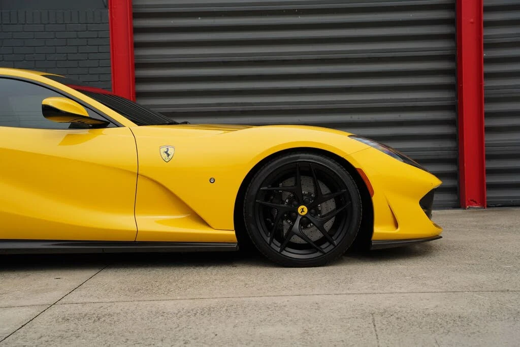 2019 Ferrari 812 Superfast - Image 4 of 31