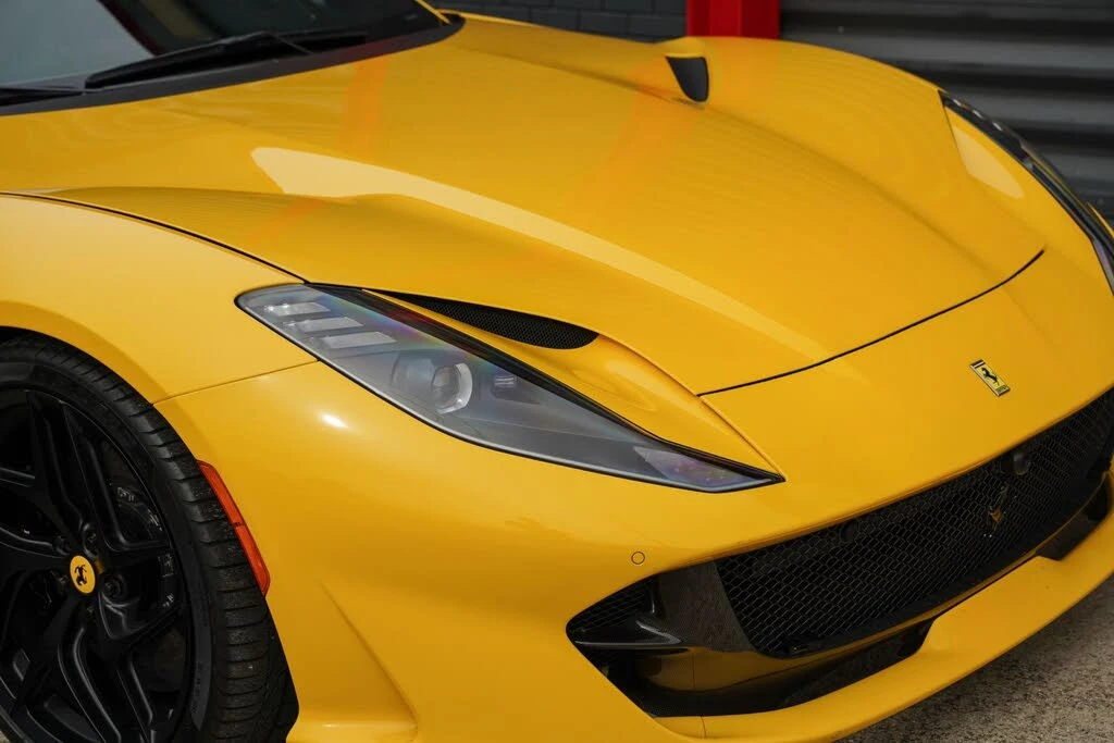 2019 Ferrari 812 Superfast - Image 7 of 31