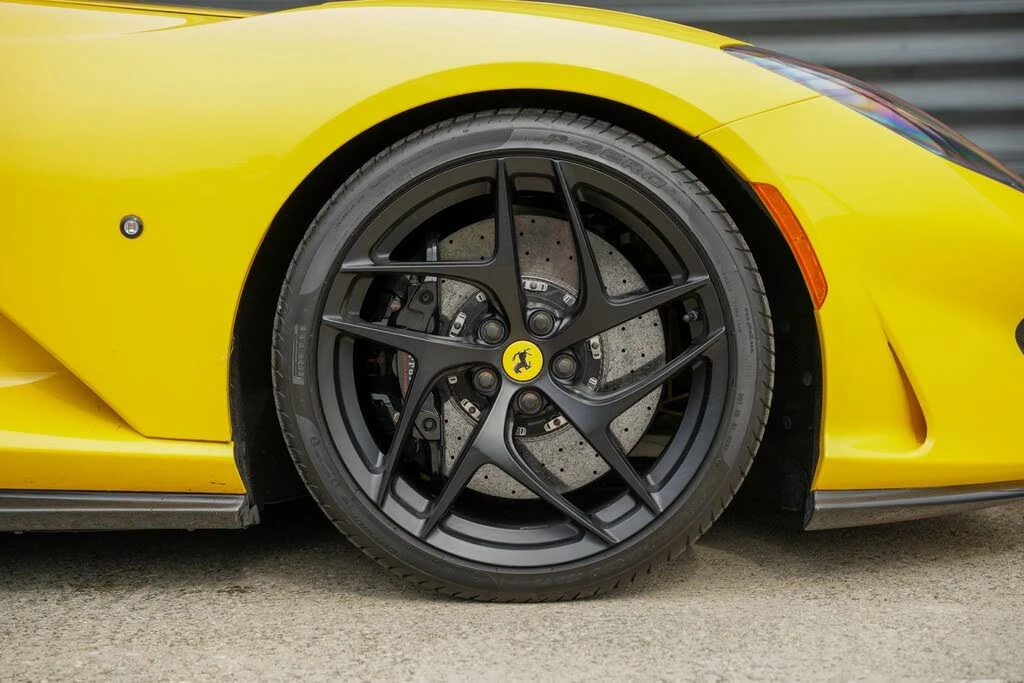 2019 Ferrari 812 Superfast - Image 10 of 31