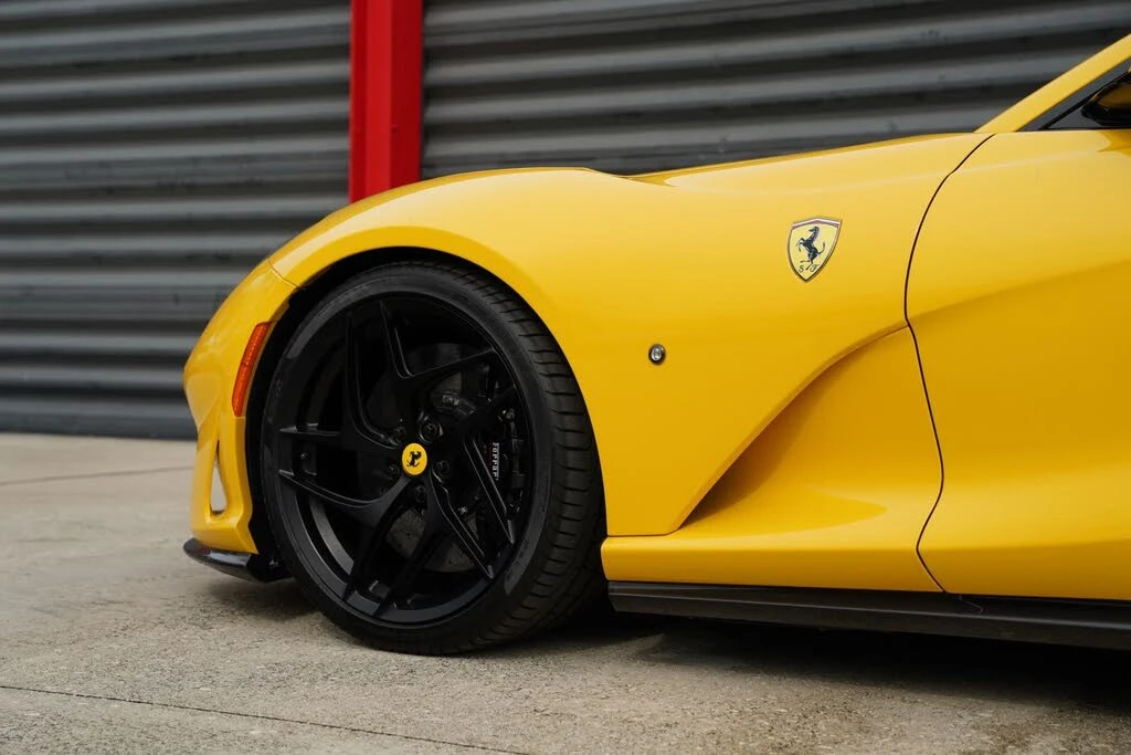 2019 Ferrari 812 Superfast - Image 17 of 31