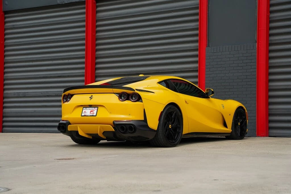 2019 Ferrari 812 Superfast - Image 21 of 31