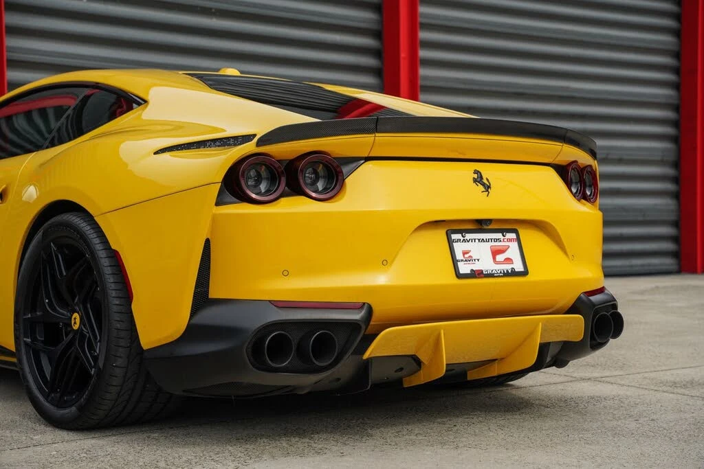 2019 Ferrari 812 Superfast - Image 26 of 31
