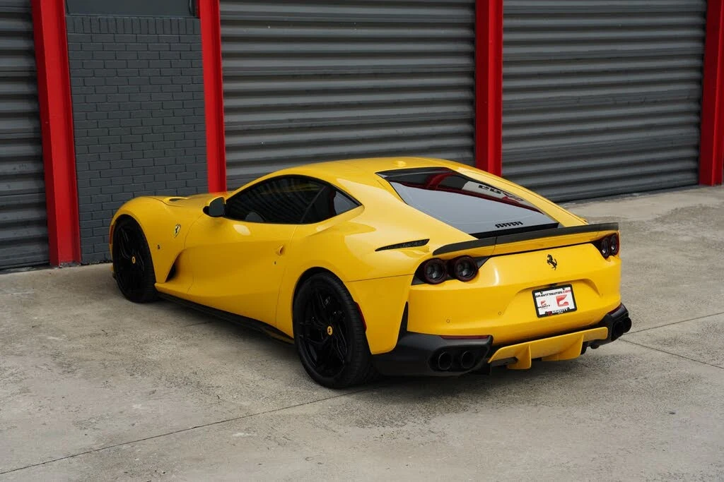 2019 Ferrari 812 Superfast - Image 19 of 31