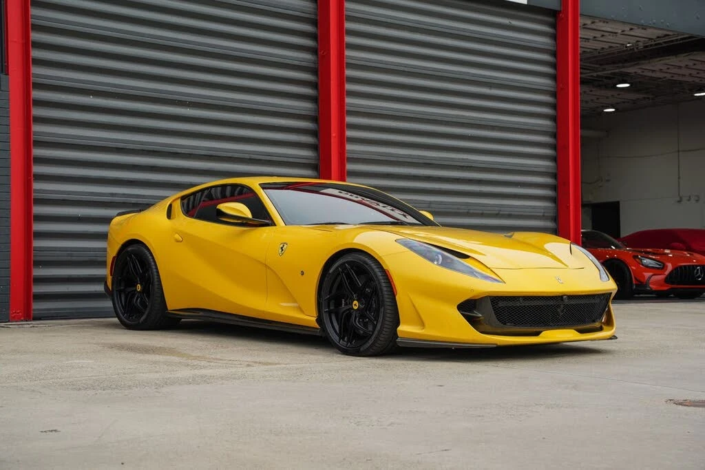 2019 Ferrari 812 Superfast - Image 9 of 31
