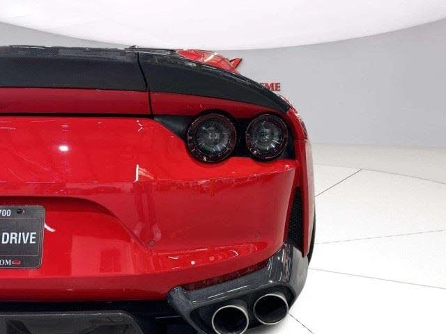 2019 Ferrari 812 Superfast - Image 22 of 31