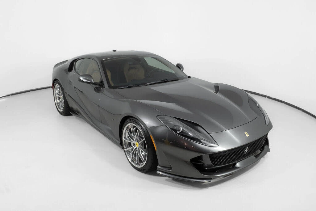 2019 Ferrari 812 Superfast - Image 12 of 31