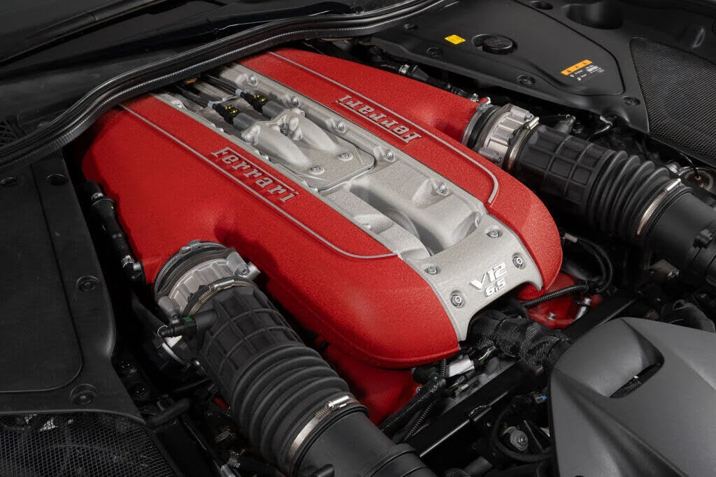 2019 Ferrari 812 Superfast - Image 22 of 31