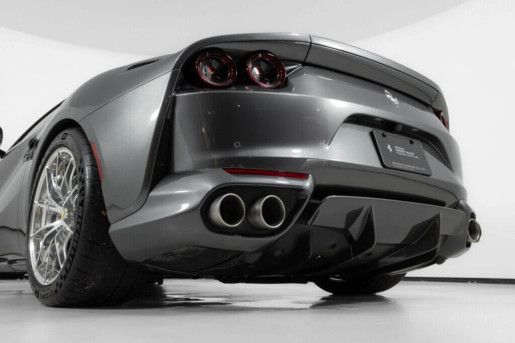 2019 Ferrari 812 Superfast - Image 18 of 31