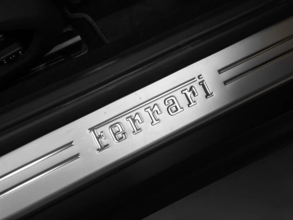 2019 Ferrari 812 Superfast - Image 23 of 31