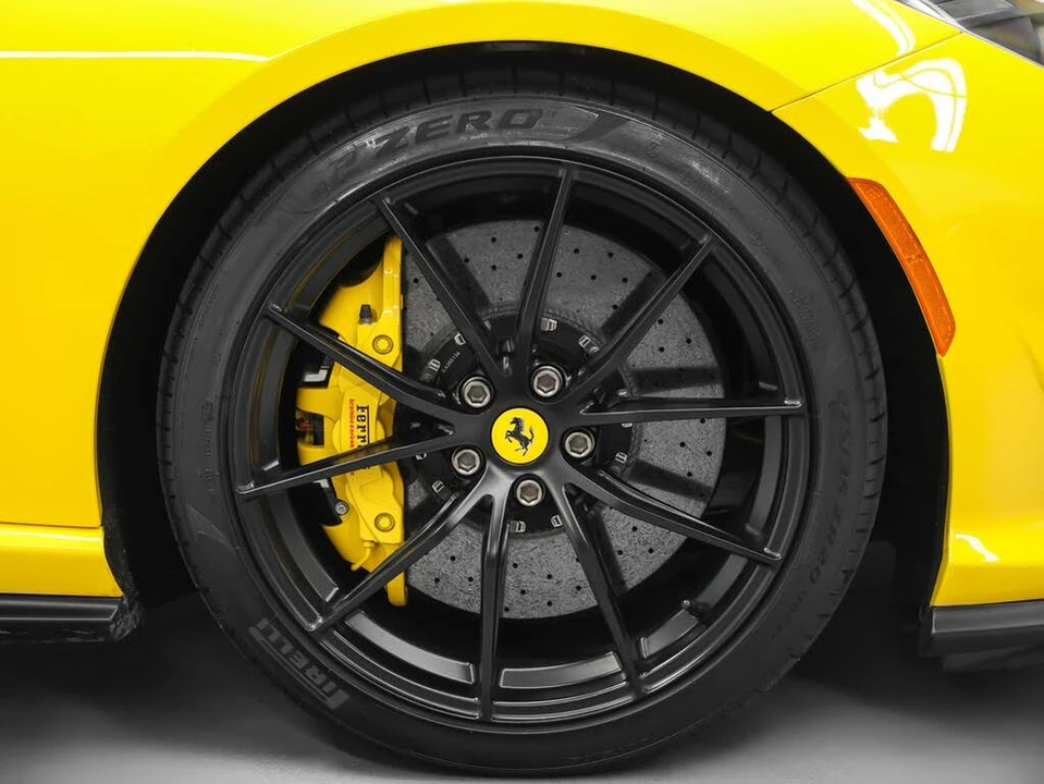 2019 Ferrari 812 Superfast - Image 12 of 31