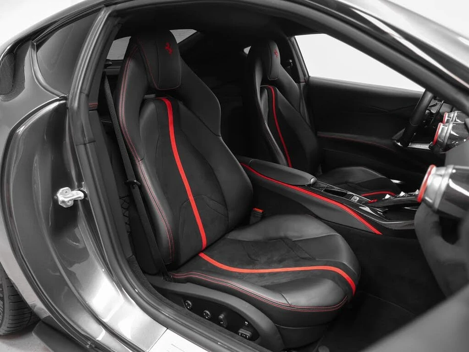 2019 Ferrari 812 Superfast - Image 27 of 31