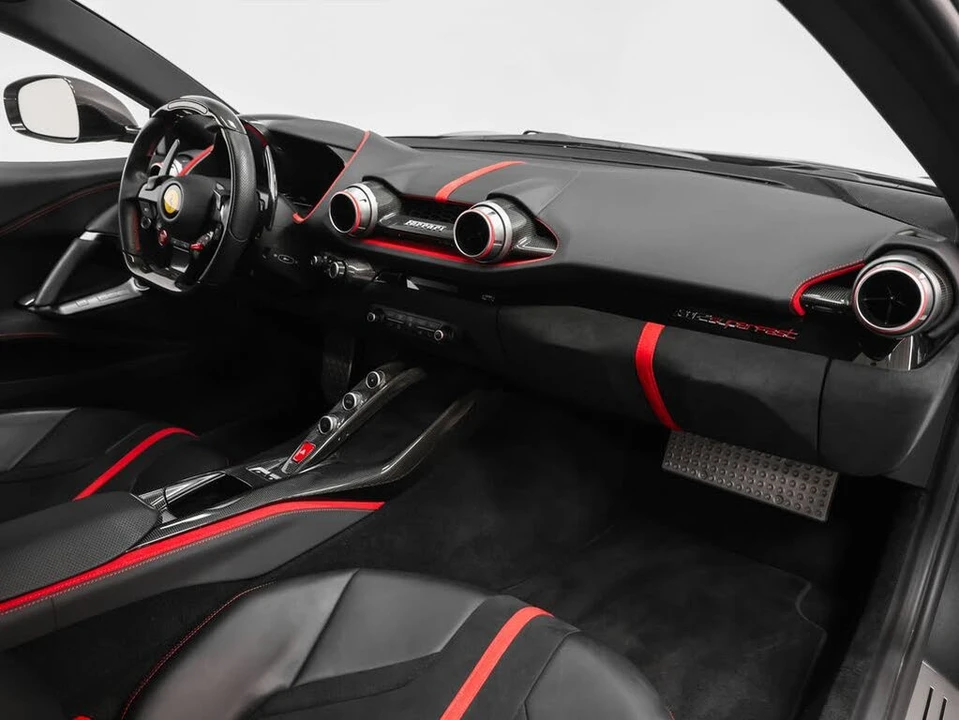 2019 Ferrari 812 Superfast - Image 31 of 31