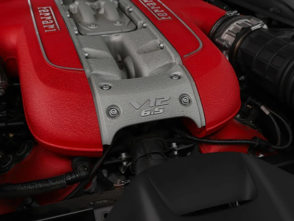 2019 Ferrari 812 Superfast - Image 20 of 31
