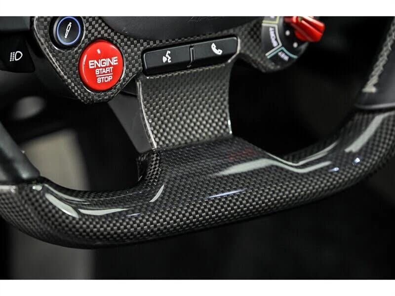 2019 Ferrari 812 Superfast - Image 25 of 31