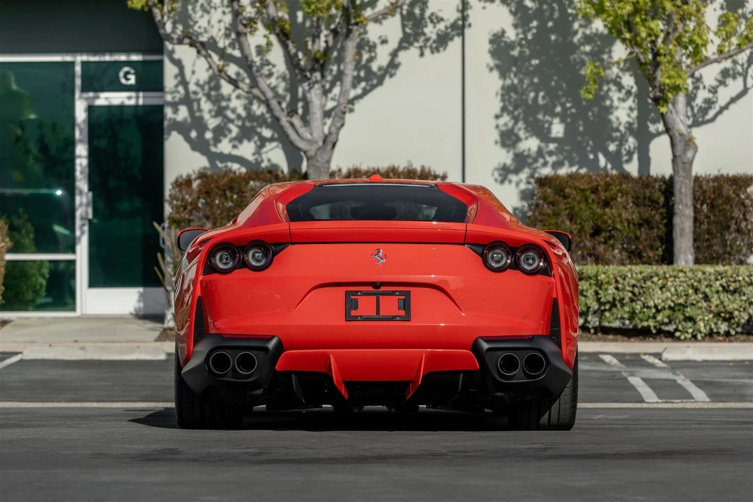 2019 Ferrari 812 Superfast - Image 30 of 31