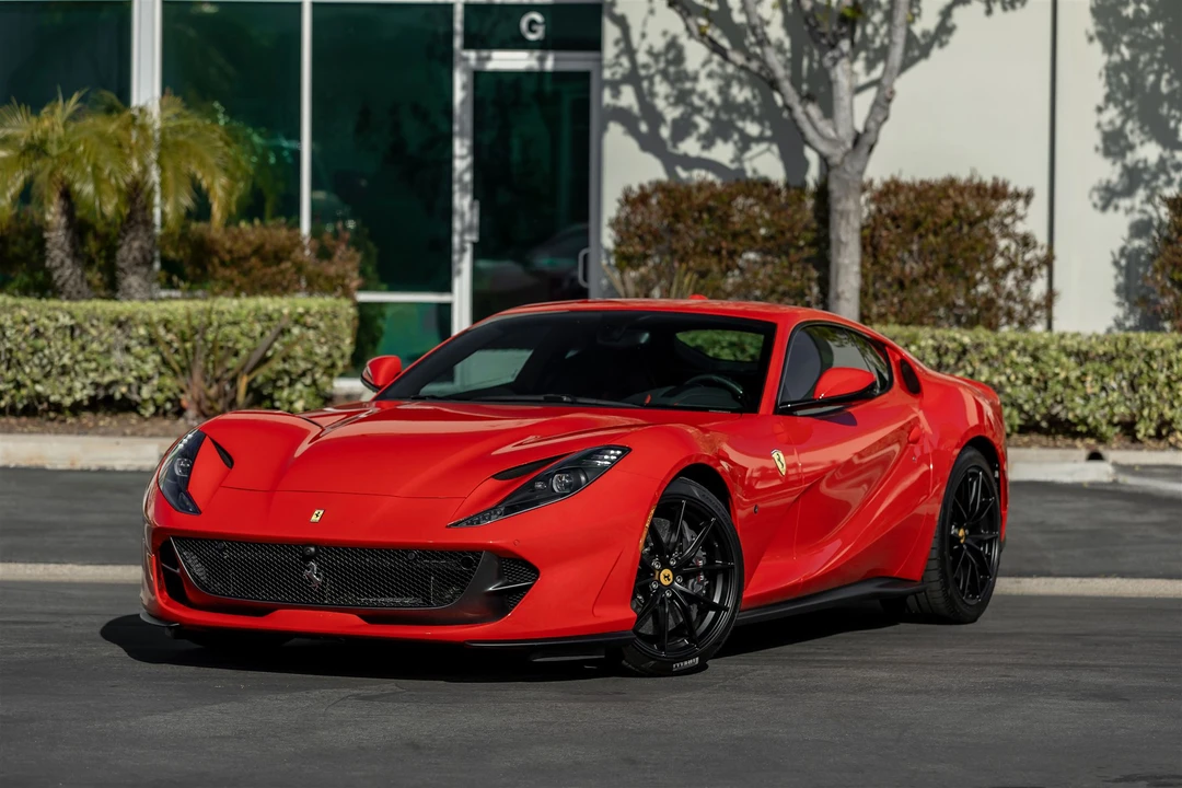 2019 Ferrari 812 Superfast - Image 13 of 31