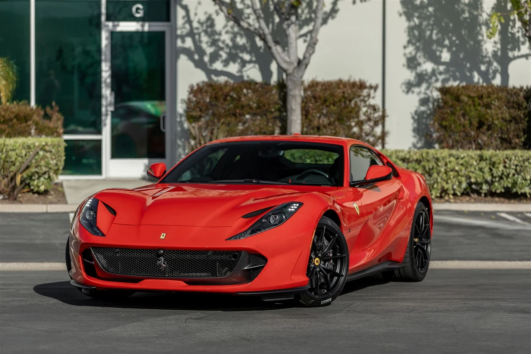 2019 Ferrari 812 Superfast - Image 16 of 31