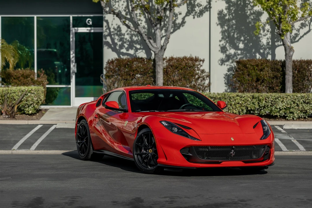 2019 Ferrari 812 Superfast - Image 4 of 31