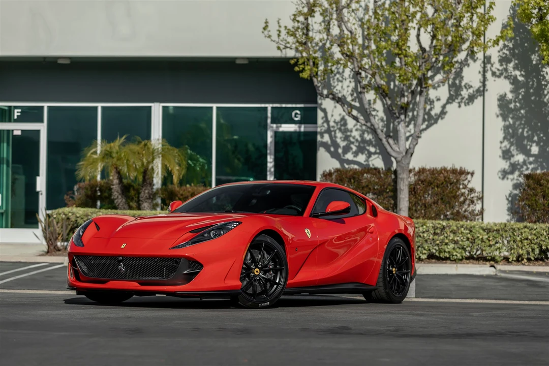 2019 Ferrari 812 Superfast - Image 18 of 31