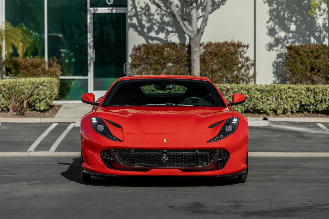2019 Ferrari 812 Superfast - Image 10 of 31