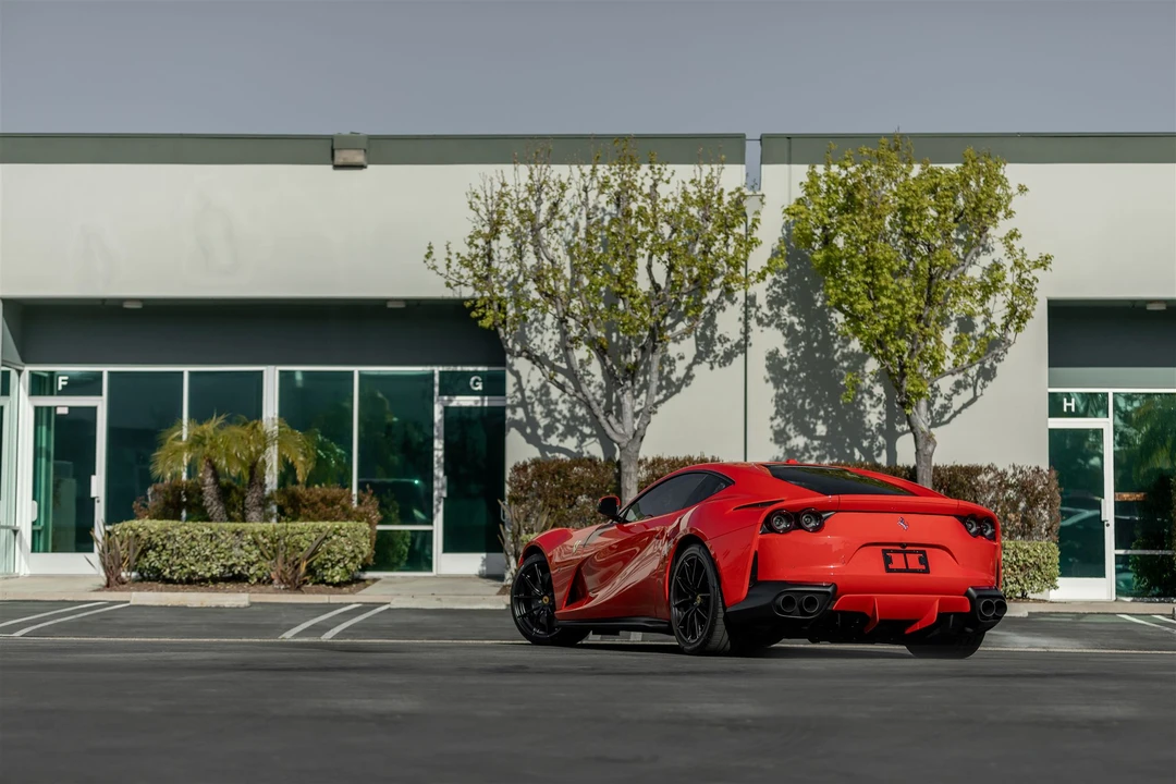 2019 Ferrari 812 Superfast - Image 23 of 31