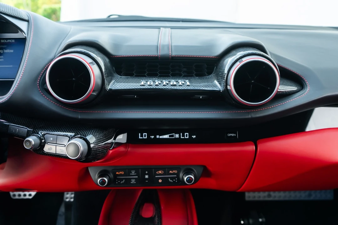 2019 Ferrari 812 Superfast - Image 23 of 31