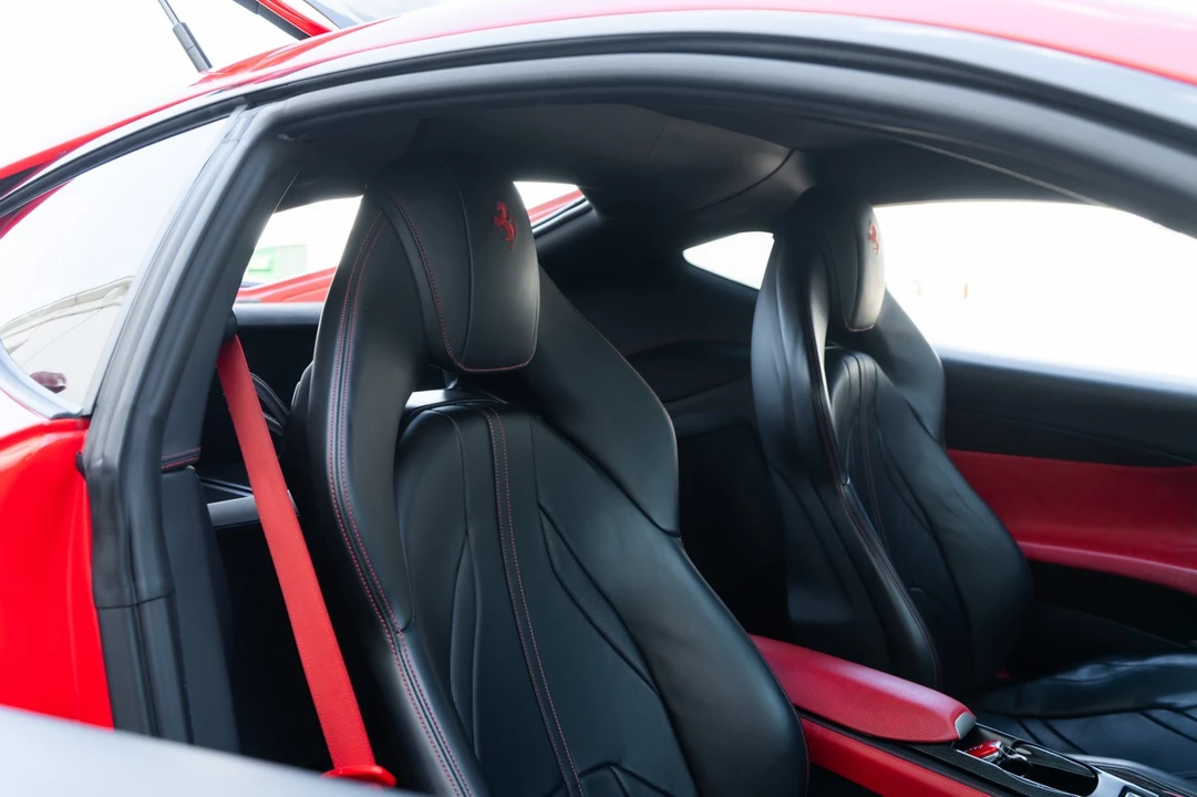2019 Ferrari 812 Superfast - Image 27 of 31
