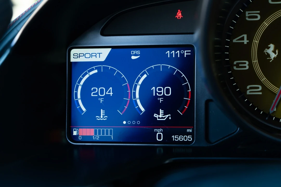 2019 Ferrari 812 Superfast - Image 12 of 31