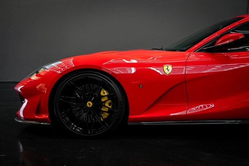 2019 Ferrari 812 Superfast - Image 4 of 21