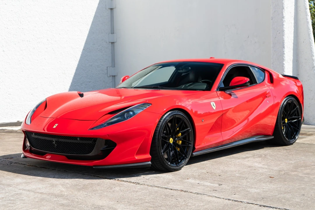 2019 Ferrari 812 Superfast - Image 2 of 31