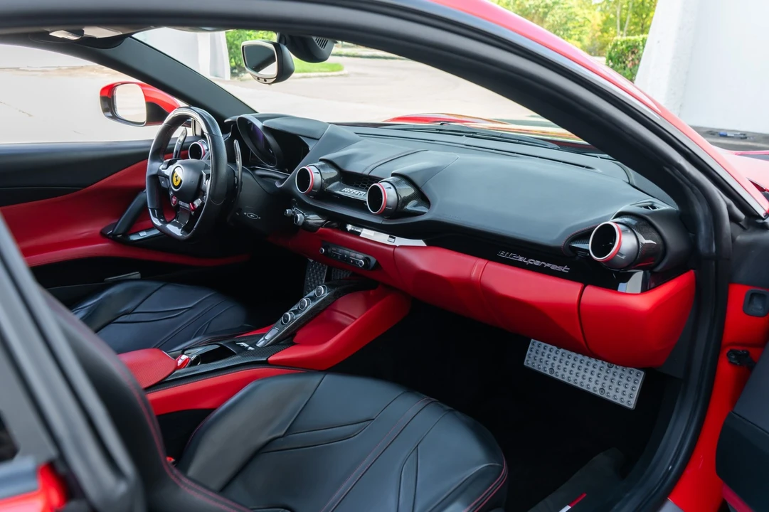 2019 Ferrari 812 Superfast - Image 17 of 31