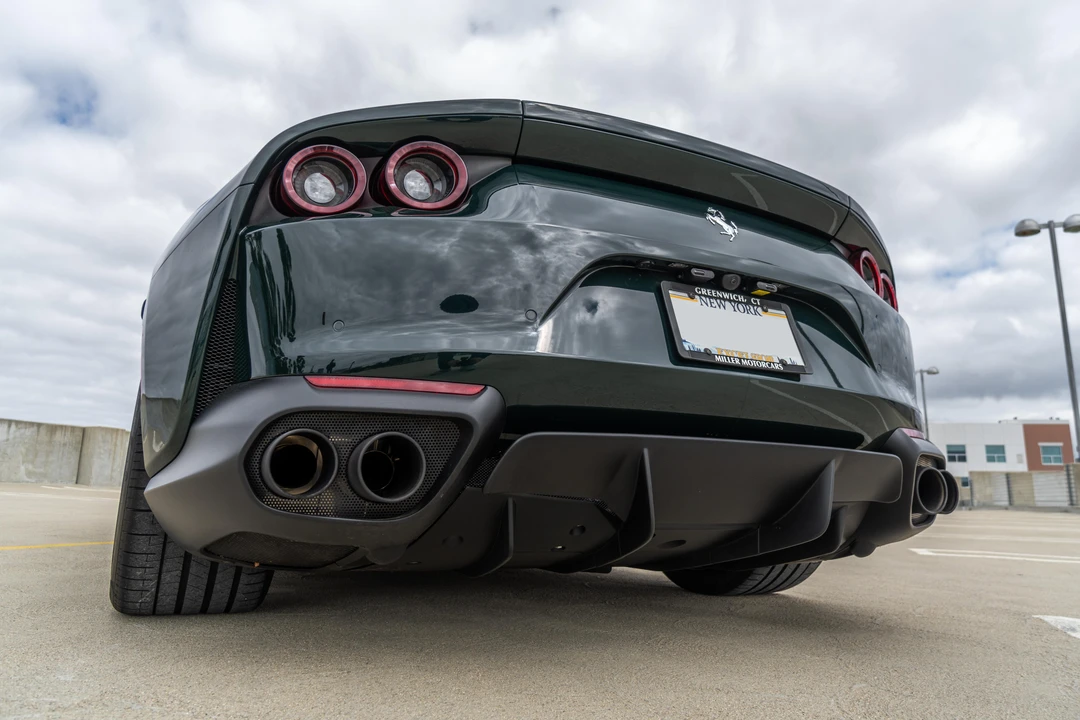 2019 Ferrari 812 Superfast - Image 16 of 31
