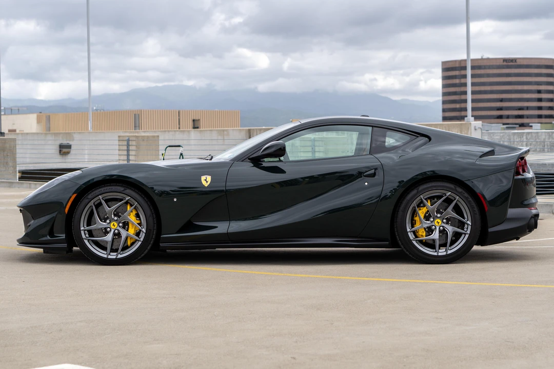 2019 Ferrari 812 Superfast - Image 3 of 31