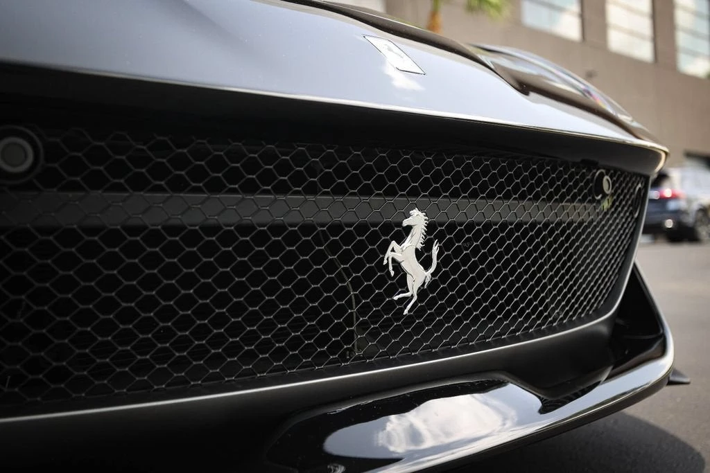 2019 Ferrari 812 Superfast - Image 11 of 31
