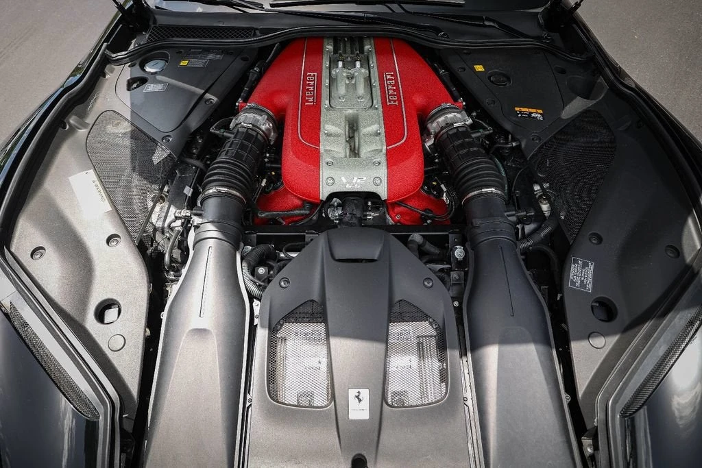 2019 Ferrari 812 Superfast - Image 24 of 31