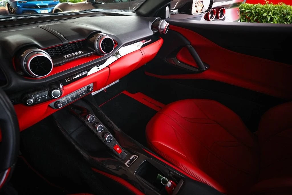2019 Ferrari 812 Superfast - Image 30 of 31