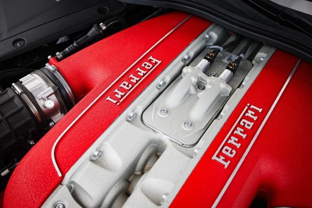 2019 Ferrari 812 Superfast - Image 21 of 31