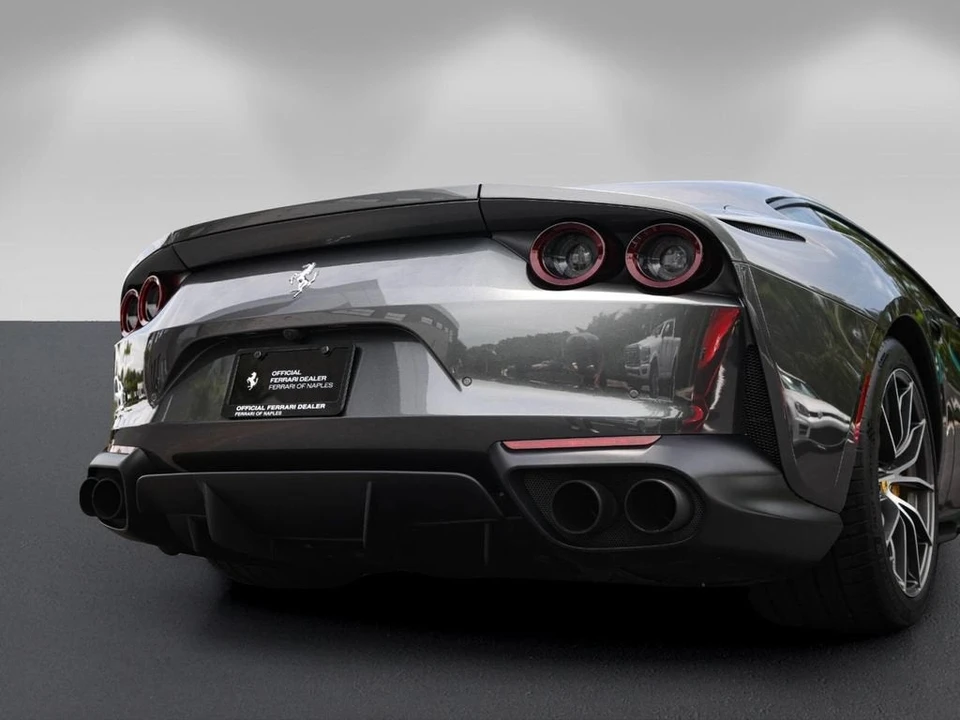 2019 Ferrari 812 Superfast - Image 15 of 31