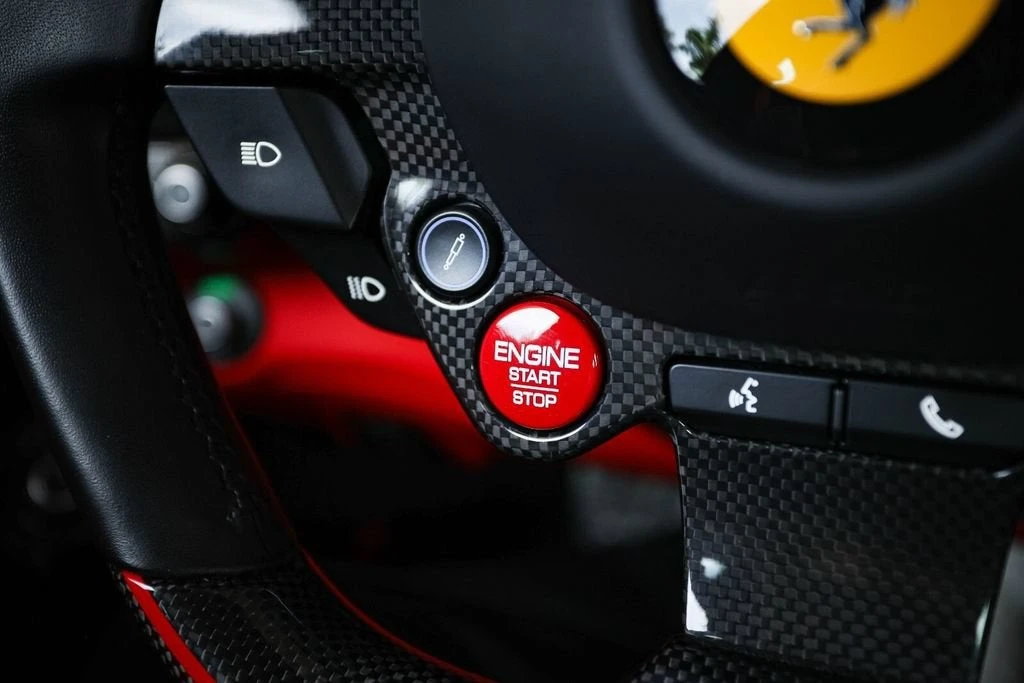 2019 Ferrari 812 Superfast - Image 27 of 31