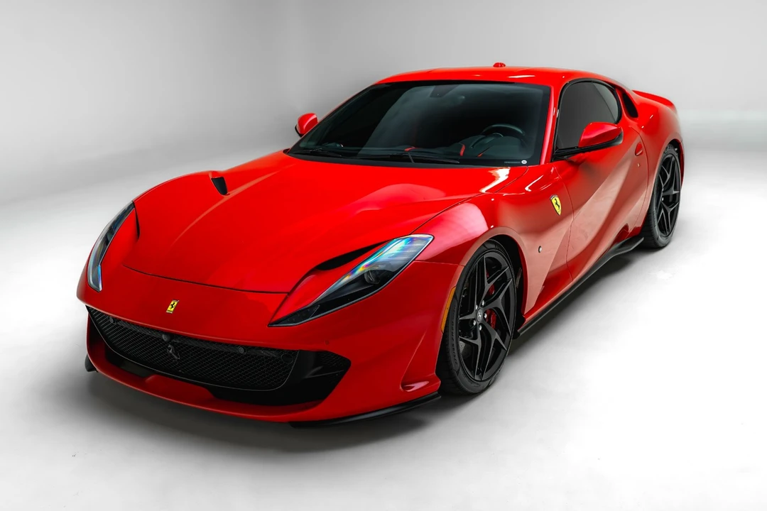 2019 Ferrari 812 Superfast - Image 3 of 31
