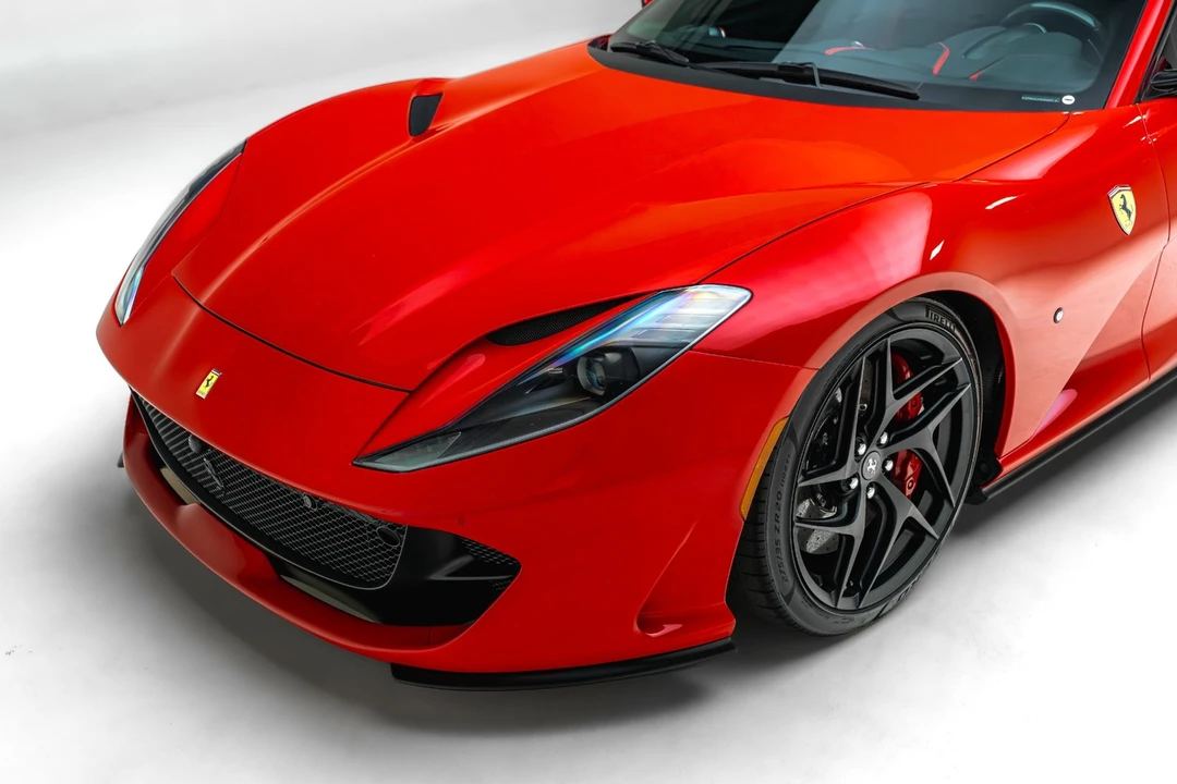 2019 Ferrari 812 Superfast - Image 11 of 31